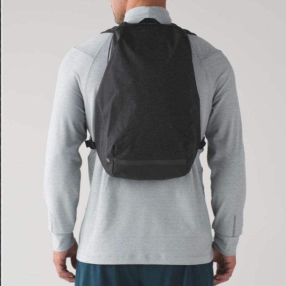 lululemon surge run backpack ii